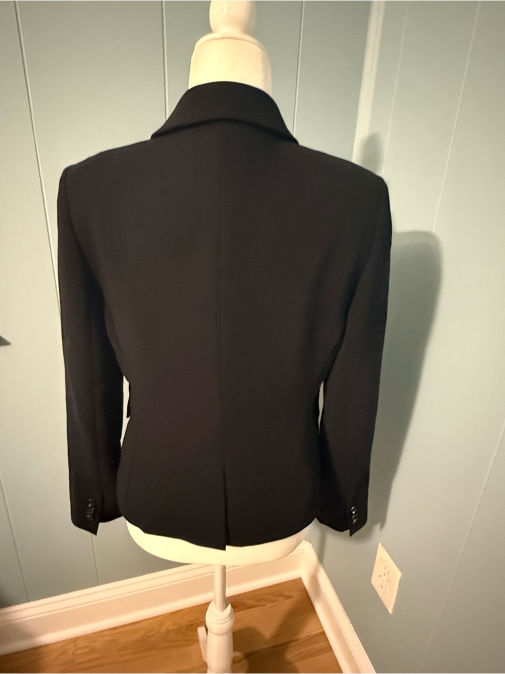 Aritzia Black Tailored Three Piece Suit - Picture 8 of 12